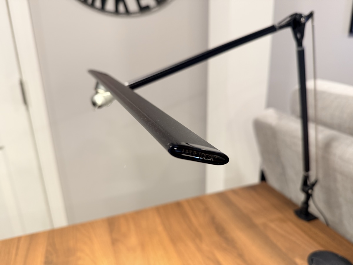 UPLIFT E7 desk lamp extended arm with UPLIFT Desk branding