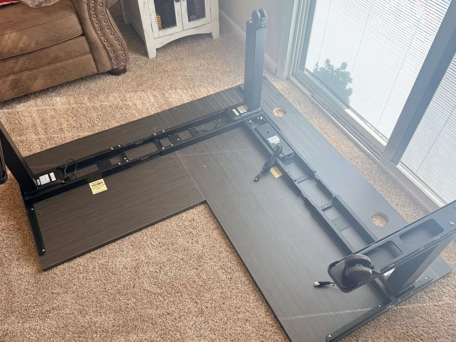 UPLIFT V3 L-Shaped Standing Desk Review | Hands-On (2026)